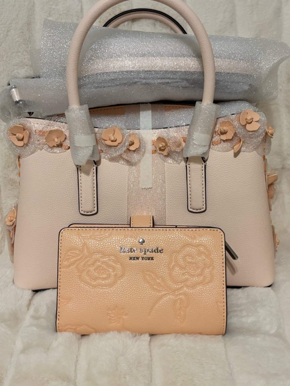 NWT Kate Spade Thompson Street Floral Appliqué Satchel Fresh Peach & Wallet Set
